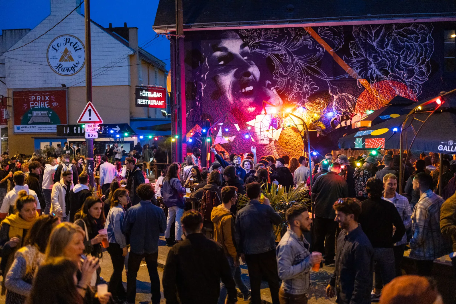 Terrasse en soirée